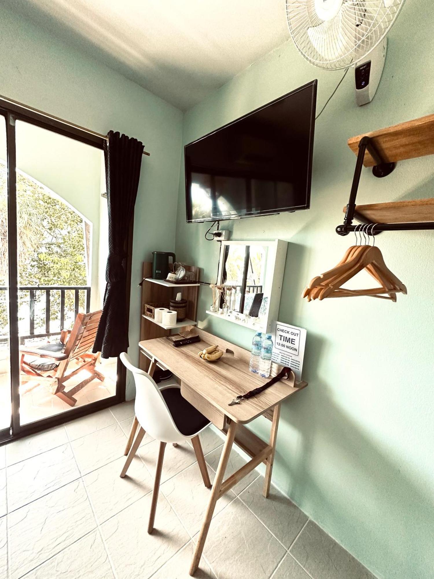 Mild Room Sea View Room For Rent 피피섬 외부 사진